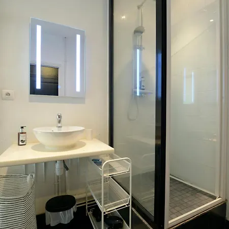 Apartment L'insolite - 53m2, Cosy & Proche Cathedrale Clermont-Ferrand